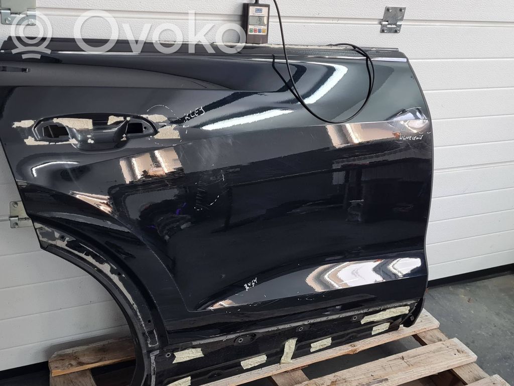 Audi RS Q8 Galinės durys 