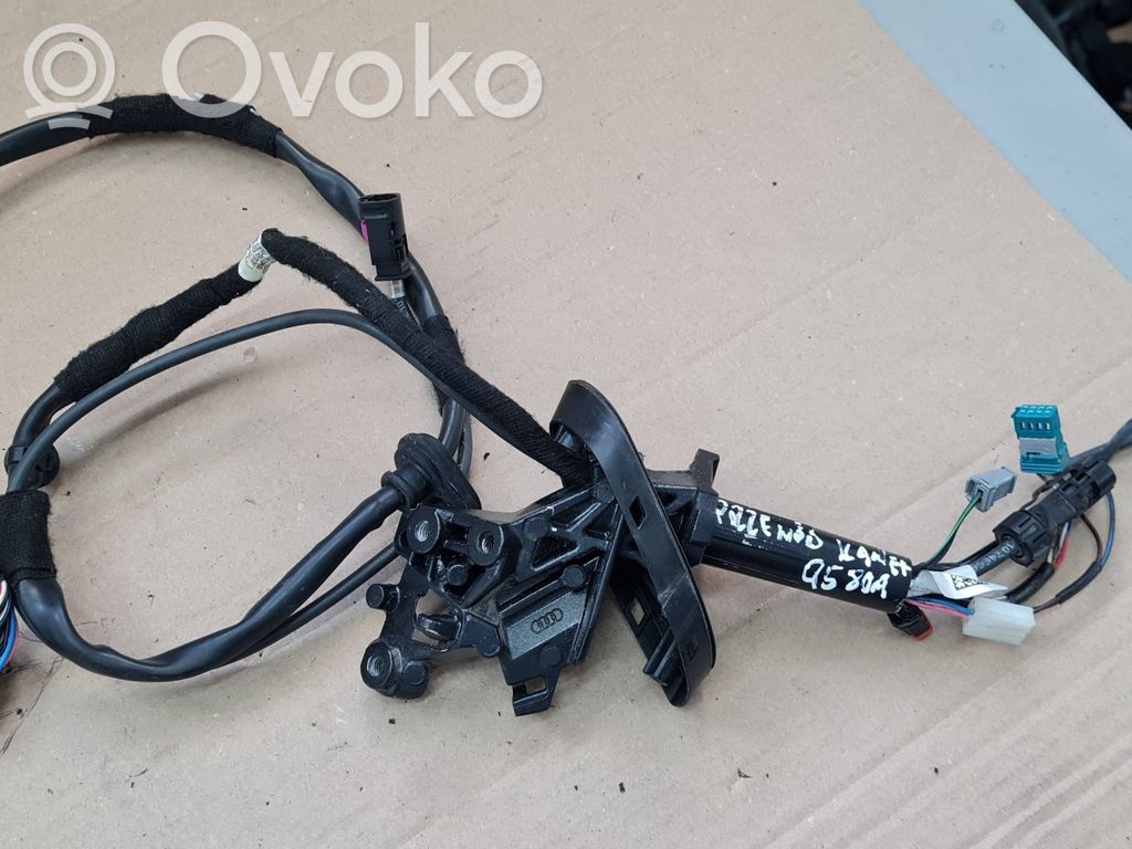 Audi A4 S4 B9 8W Elektryczne lusterko boczne drzwi przednich 