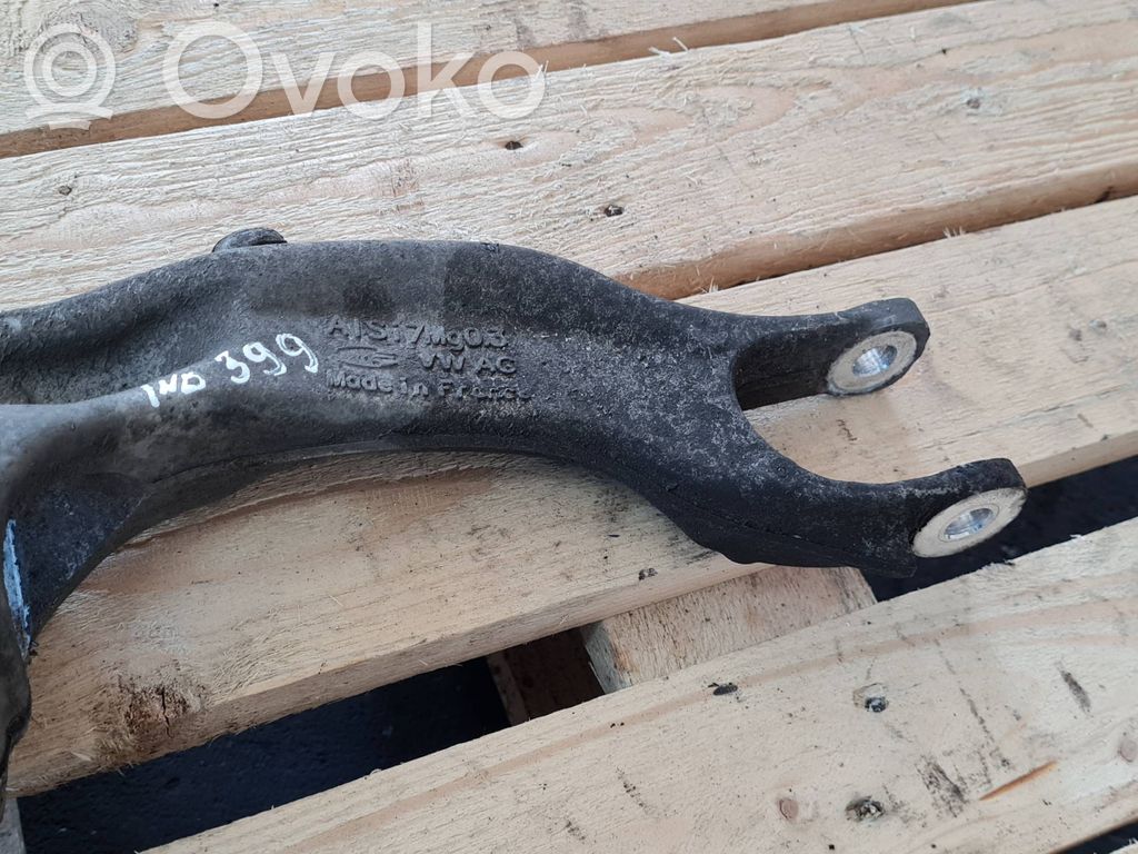 Audi A4 S4 B9 Lower shock absorber bracket 