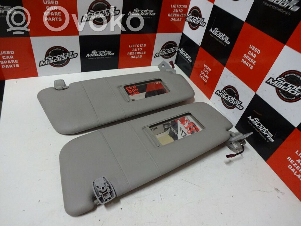 Sun visor   7066649