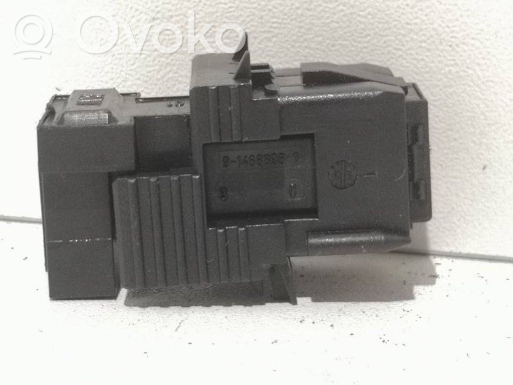 BMW X5 E53 Brake pedal sensor switch 