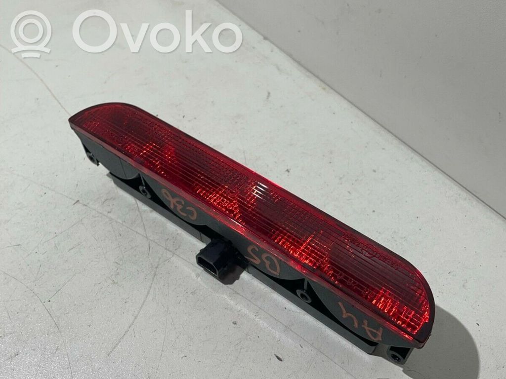 Audi A4 S4 B5 8D Third/center stoplight 
