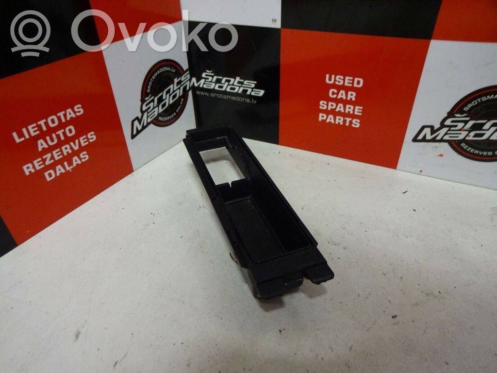 Audi A4 S4 B7 8E 8H plaukts 
