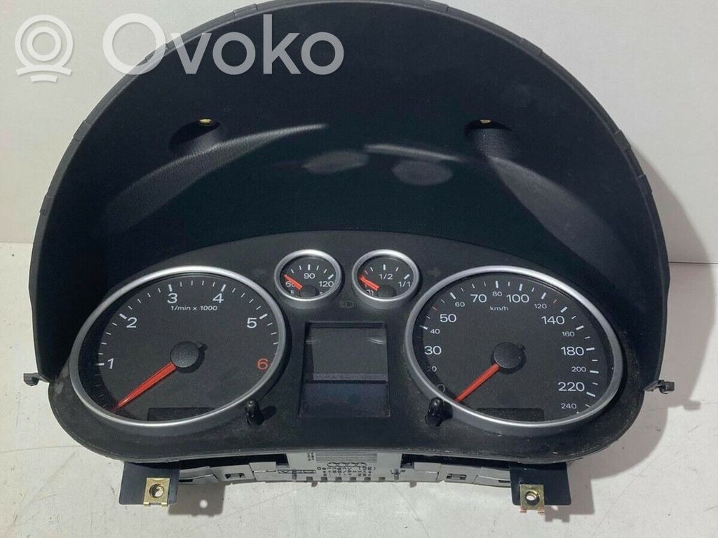 Audi A2 Speedometer (instrument cluster) 