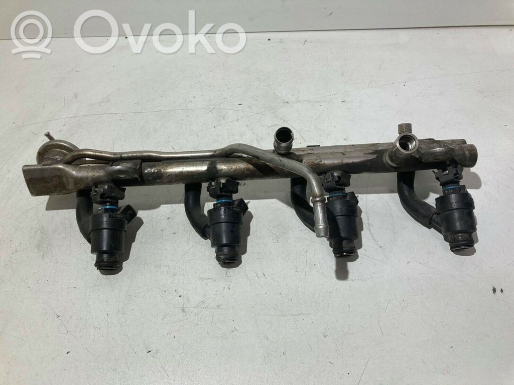 BMW 3 E46 Fuel main line pipe 