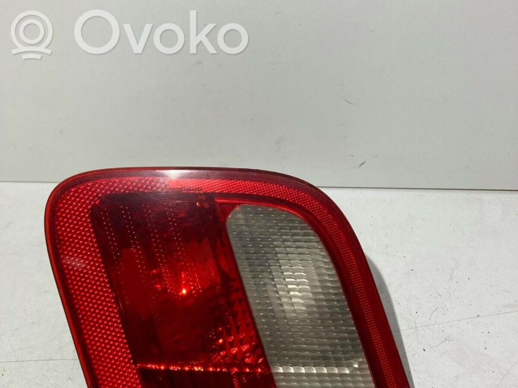BMW 3 E46 Tailgate rear/tail lights 