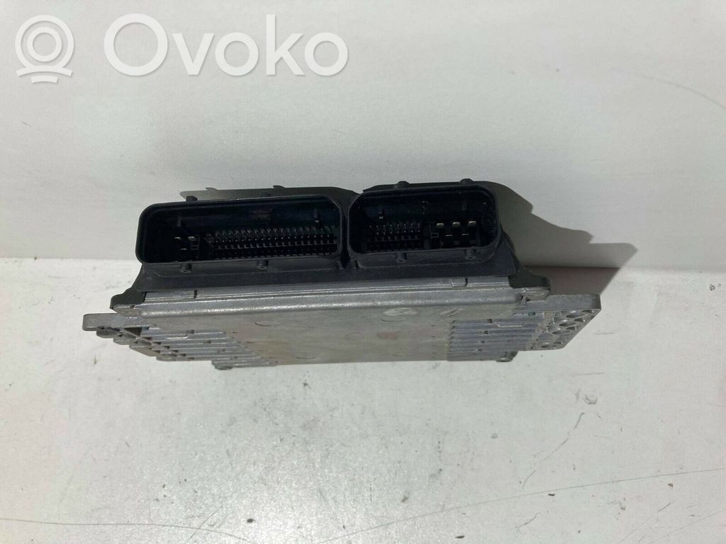 Nissan Primera Engine control unit/module 