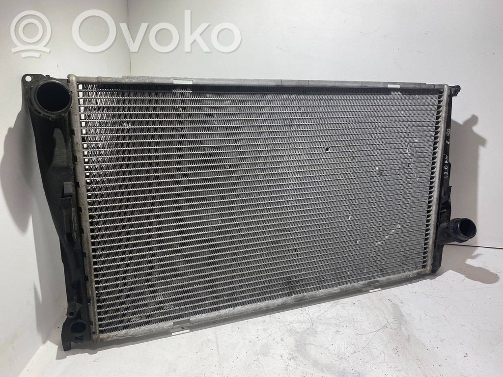 BMW 3 E90 E91 Aušinimo skysčio radiatorius 