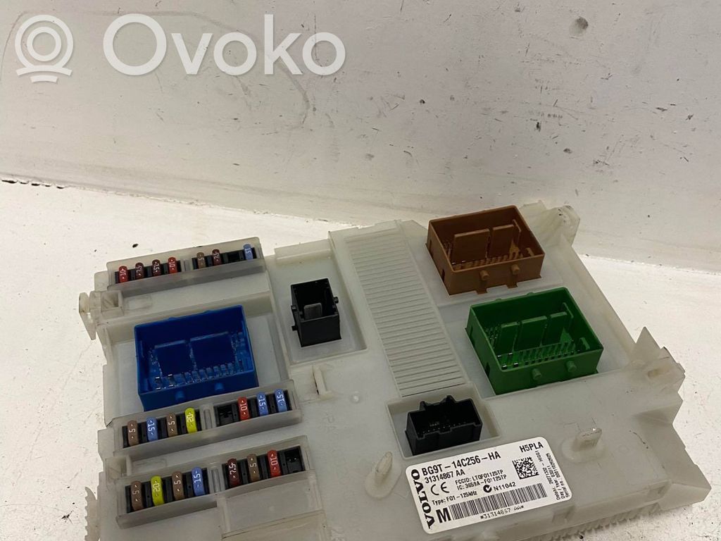 Volvo S80 Fuse module 