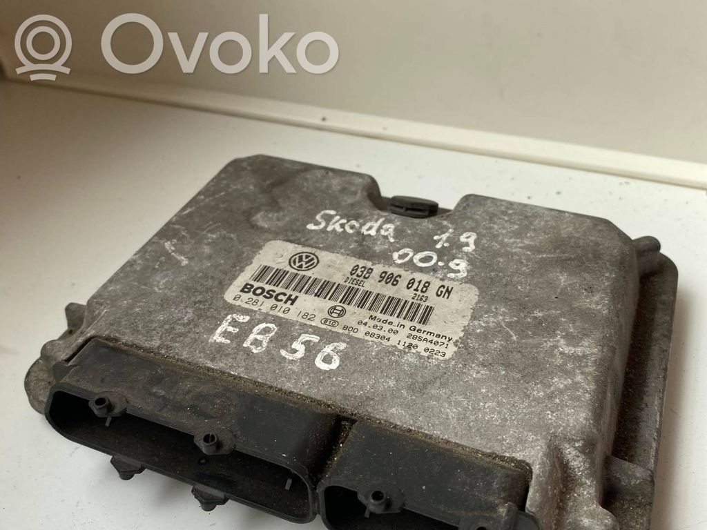 Skoda Octavia Mk1 (1U) Engine control unit/module 