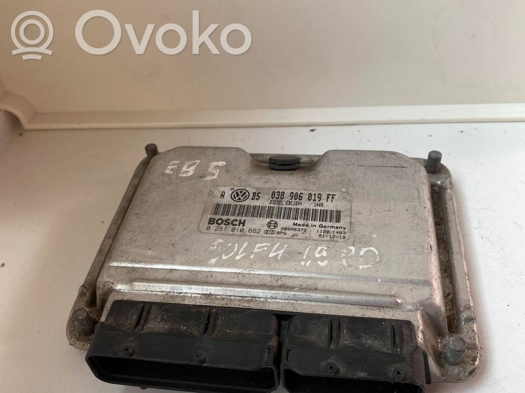 Volkswagen Golf IV Engine control unit/module 
