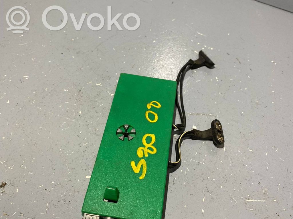 Volvo S80 Antenos stiprintuvas 