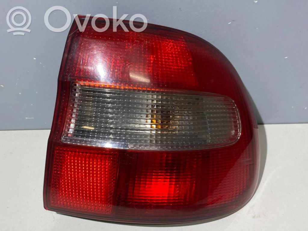 Volvo S40, V40 Lampa tylna 