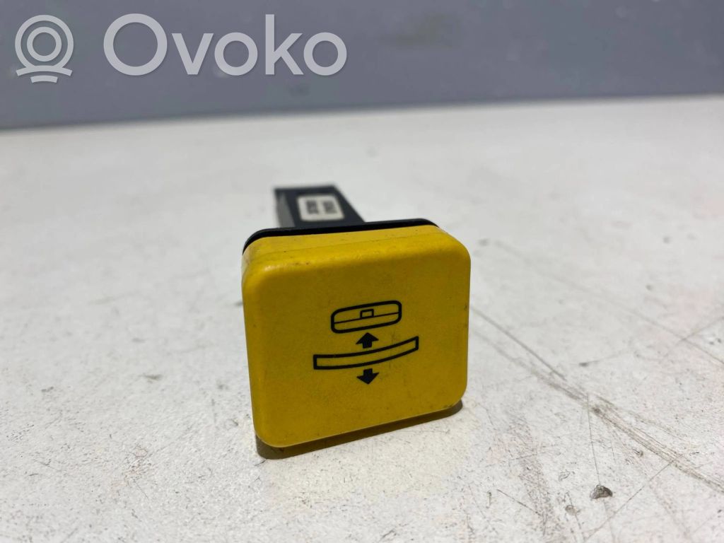 Volvo C70 Tailgate/boot open switch button 