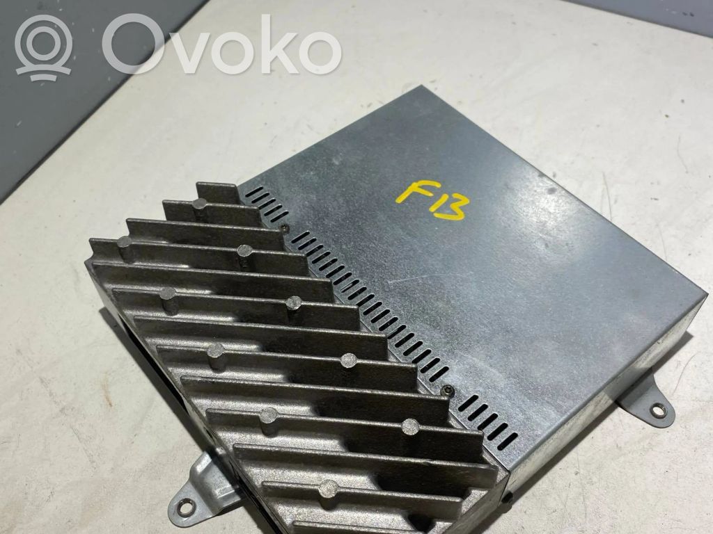 BMW 5 E39 Garso stiprintuvas 