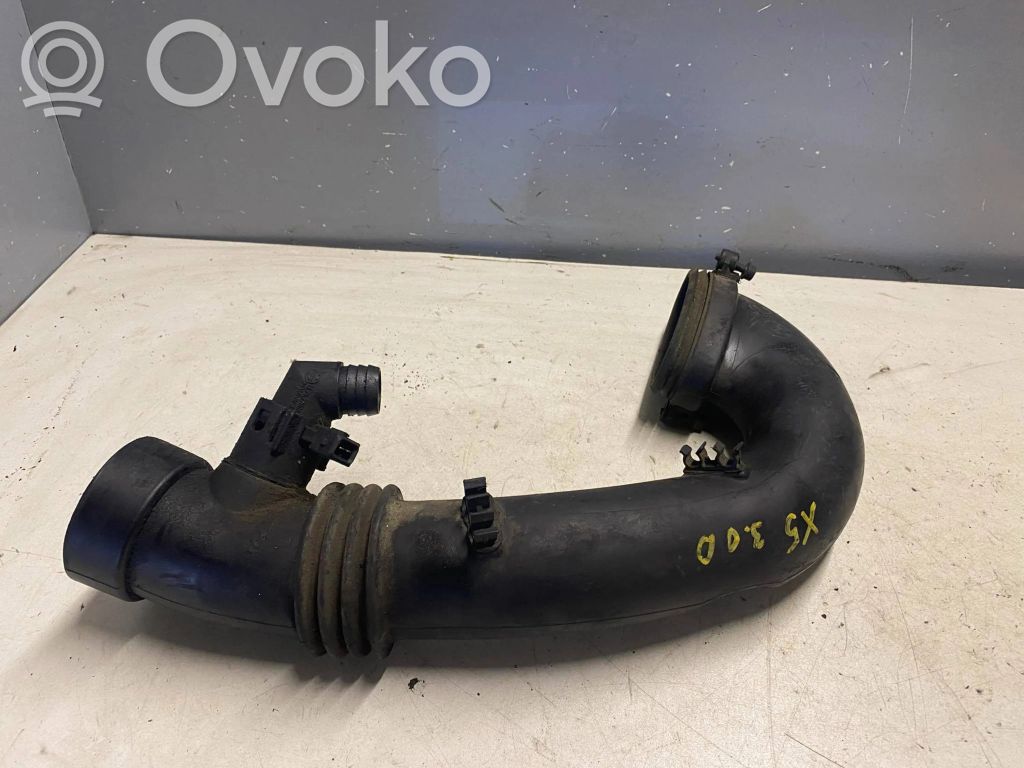 BMW 5 E39 Conductă/furtun lichid de răcire motor 