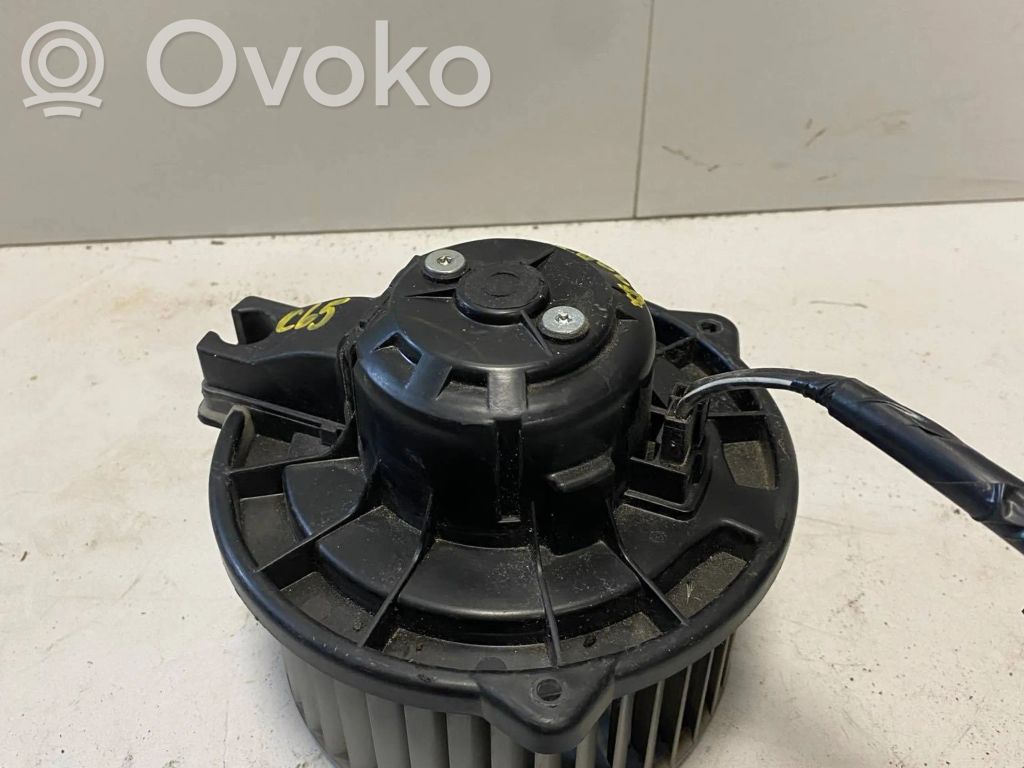Toyota Corolla E120 E130 Mazā radiatora ventilators 