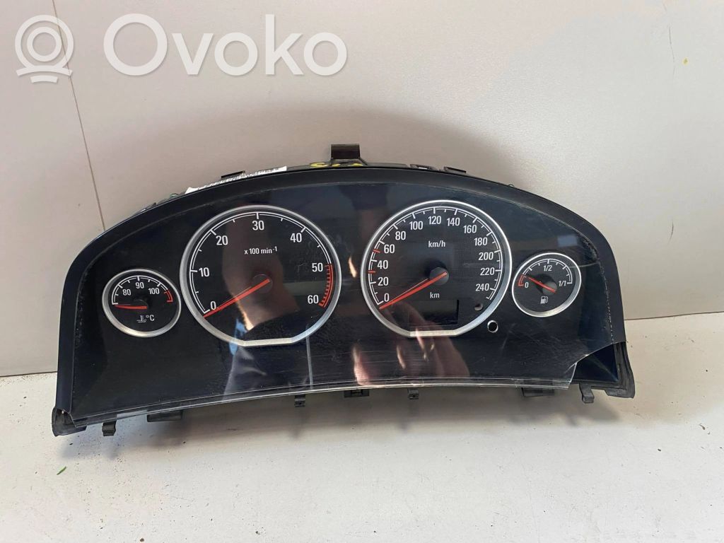 Opel Vectra C Nopeusmittari (mittaristo) 