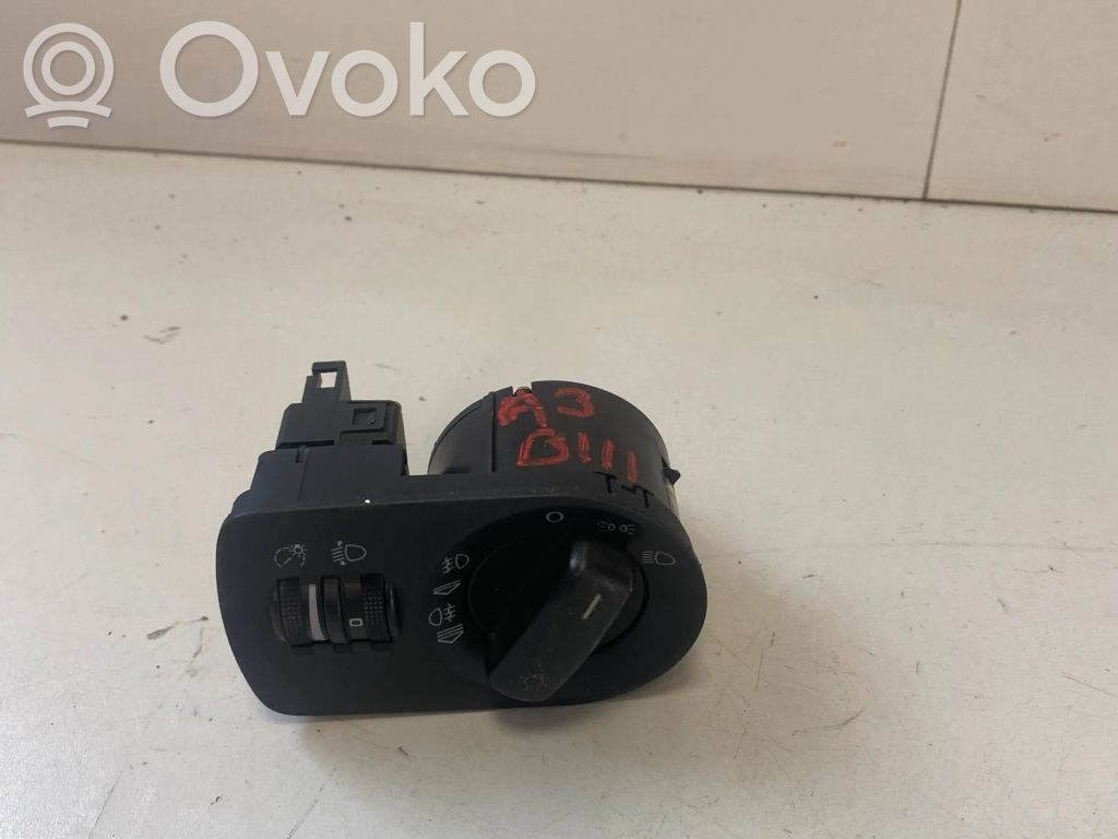 Audi A3 S3 8P Light switch 
