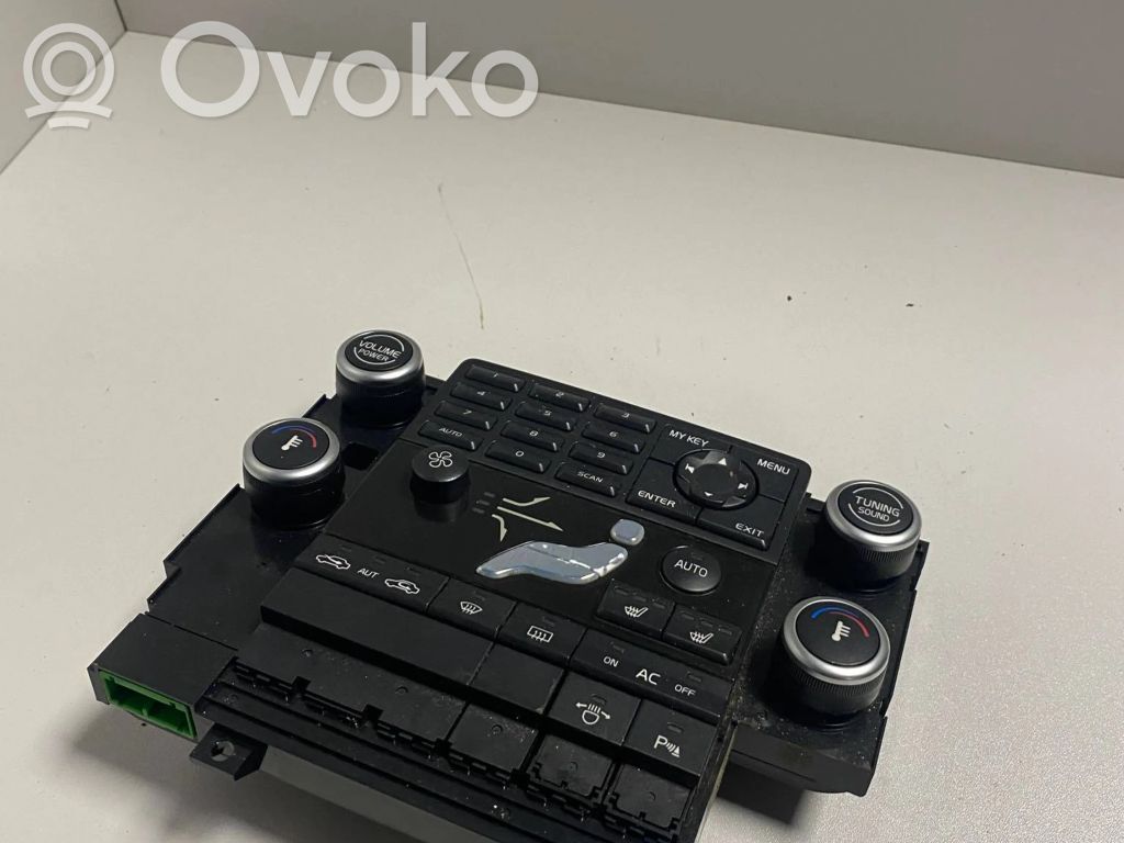 Volvo V70 Central console control unit 