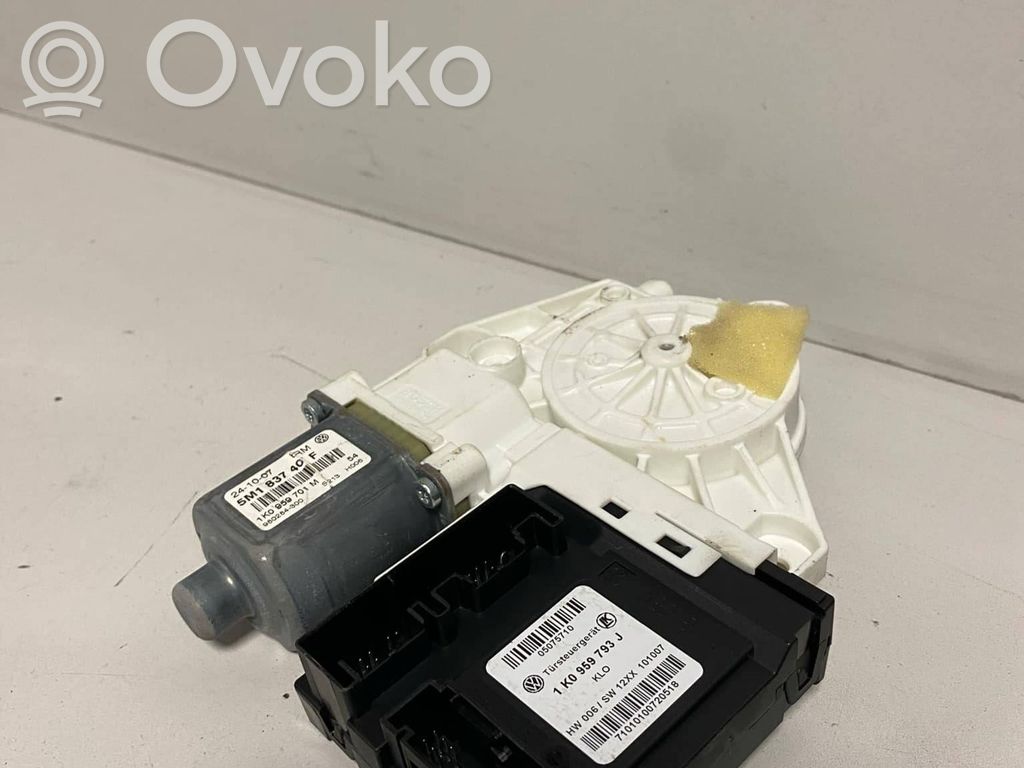 Volkswagen Golf Cross Priekinio lango pakelėjo varikliukas 