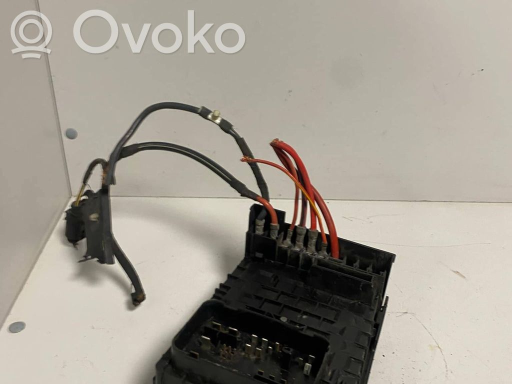 Volkswagen Golf VI Fuse module 