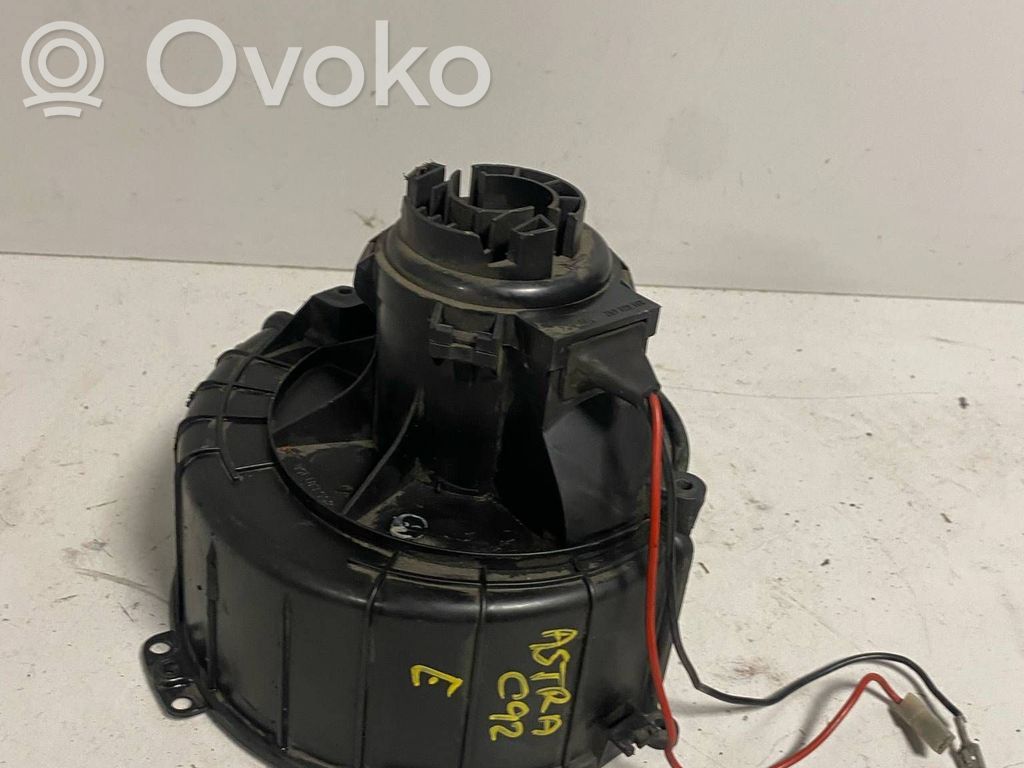 Opel Astra H Ventilator aerotermă 