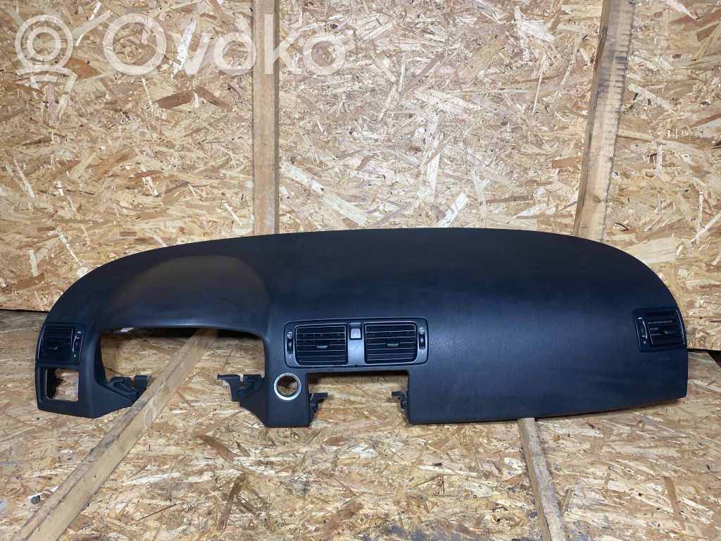 Panel de instrumentos   30722599,3865,33302