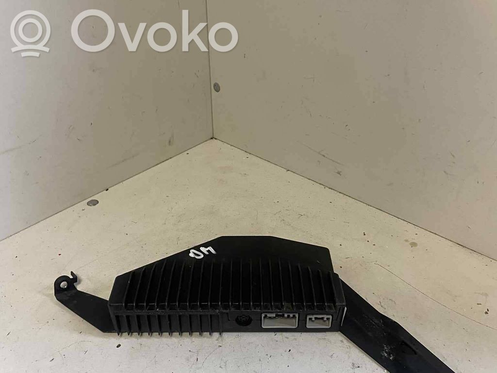 Volvo V70 Garso stiprintuvas 