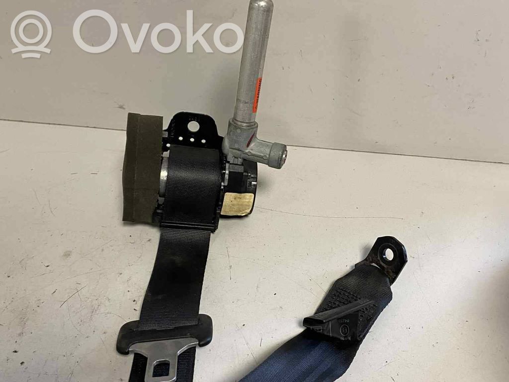 Volvo S40 Cinturón trasero 