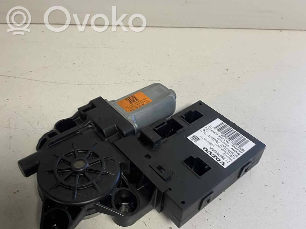 Silnik regulatora szyby drzwi przednich   31264786AA,976593107,220803135712