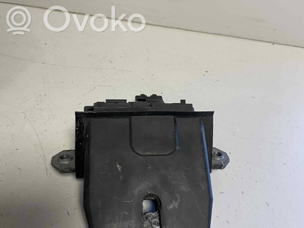 Volvo V50 Spyna galinio dangčio 