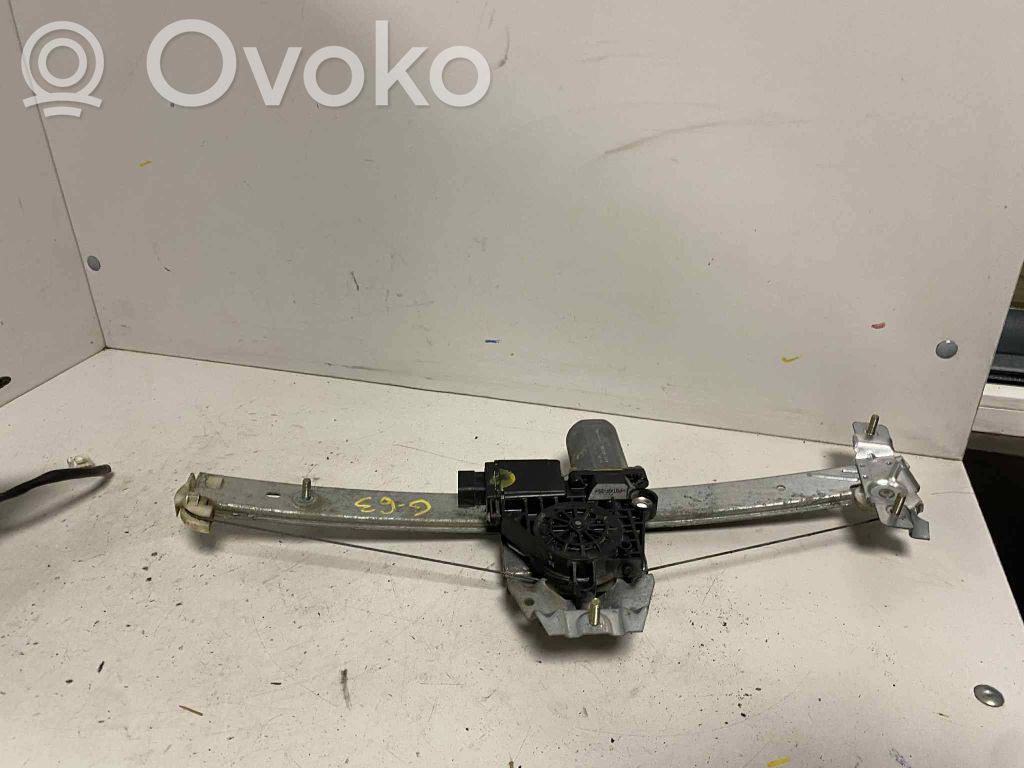 Opel Zafira A Elektryczny podnośnik szyby drzwi tylnych 