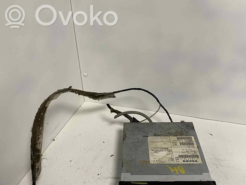 Volvo S60 Panel / Radioodtwarzacz CD/DVD/GPS 