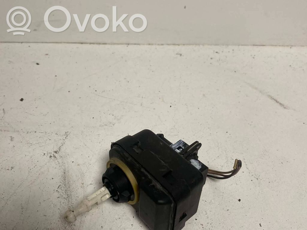 Volvo XC70 Scheinwerferstellmotor 