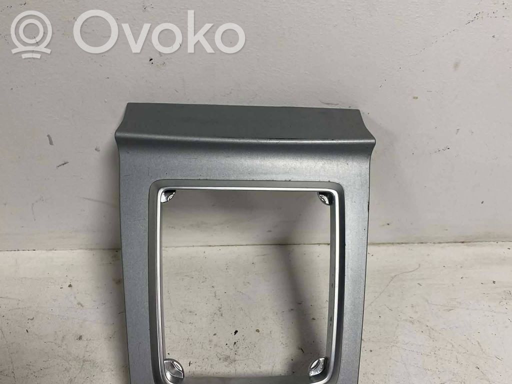 Ford Focus Gear shifter surround trim plastic 