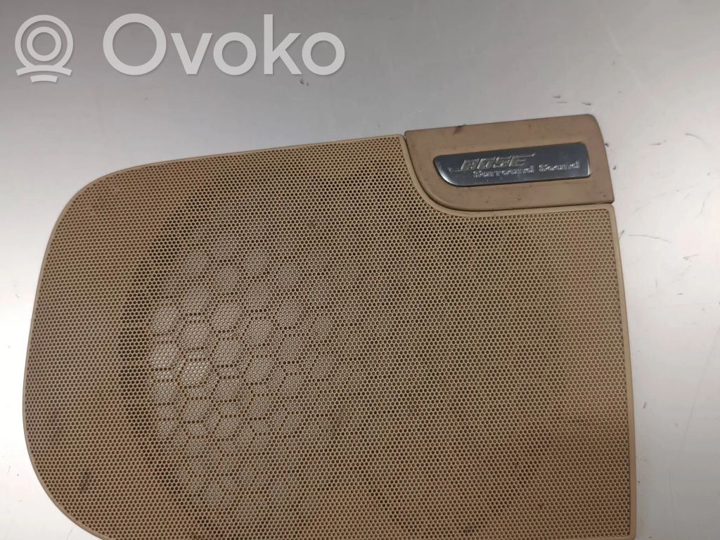 Etuoven kaiuttimen kehys   4E0035406