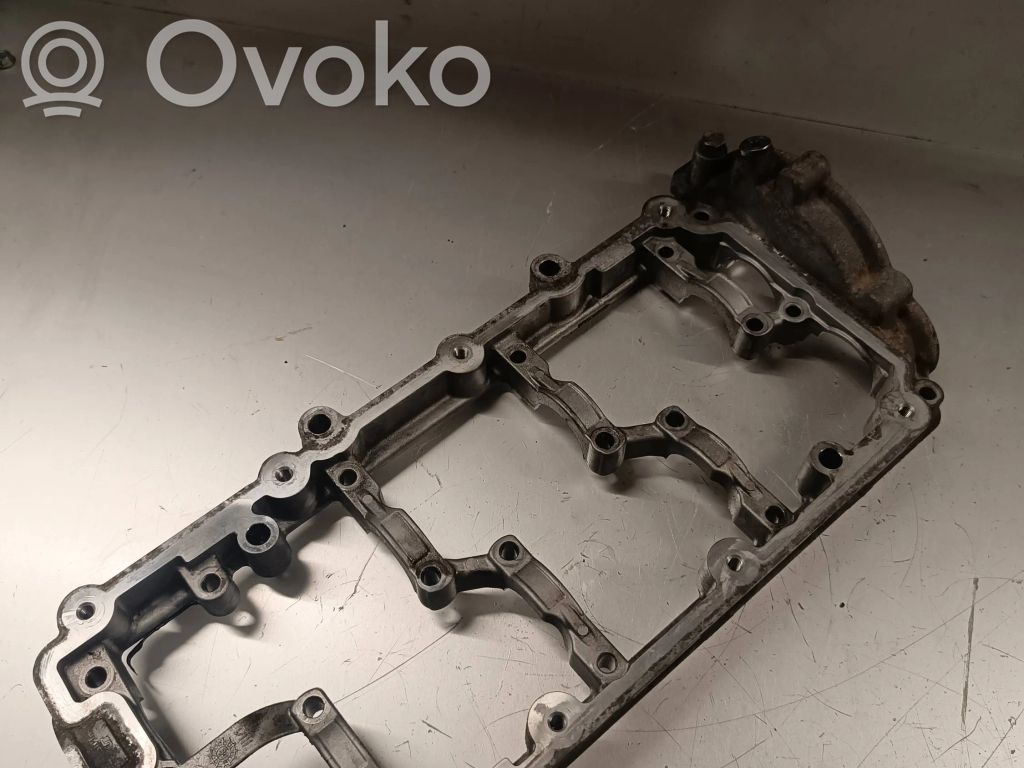 Other cylinder head part   059285