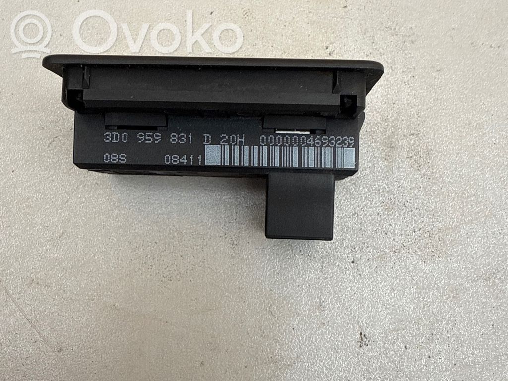 Tailgate/boot open switch button   3D0959831D,08411