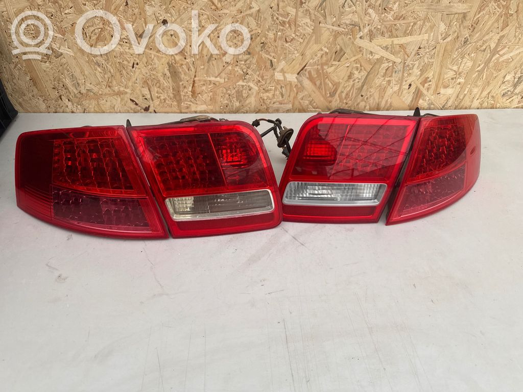Audi A8 S8 D3 4E Lampy tylne / Komplet 
