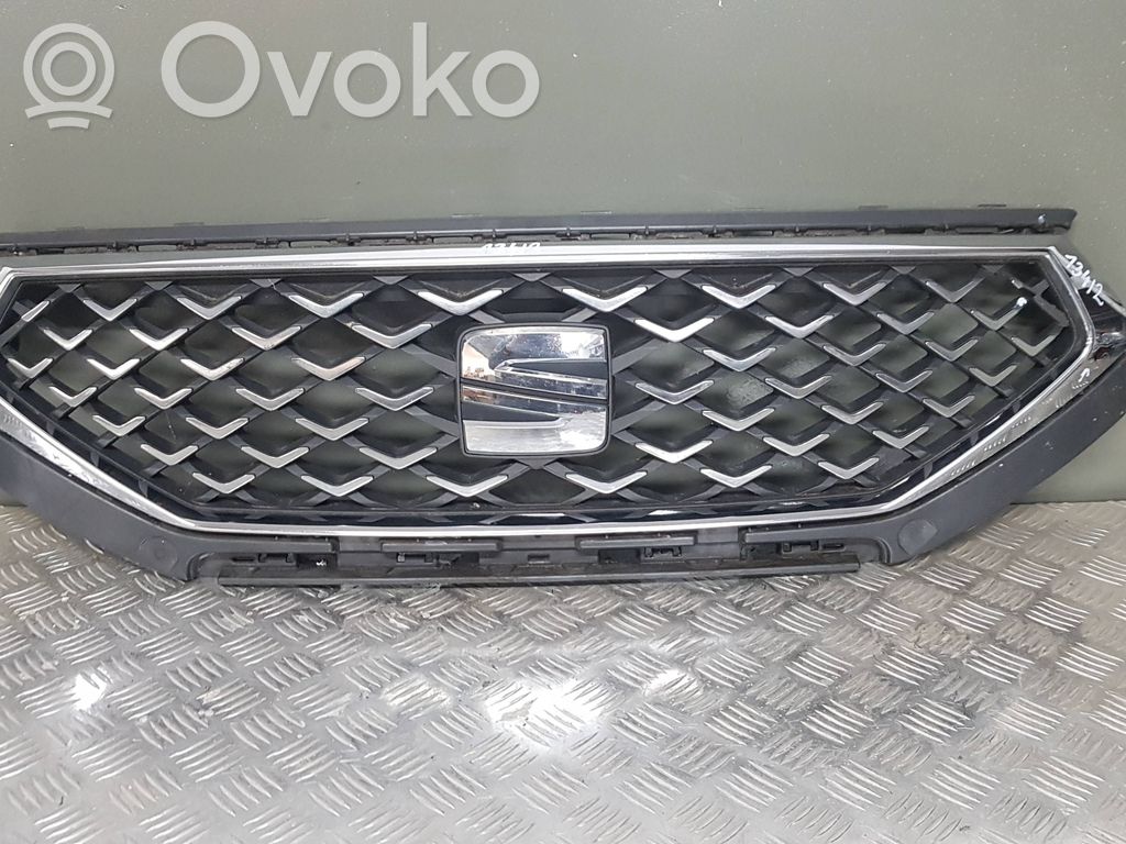 Seat Tarraco Etupuskurin ylempi jäähdytinsäleikkö 