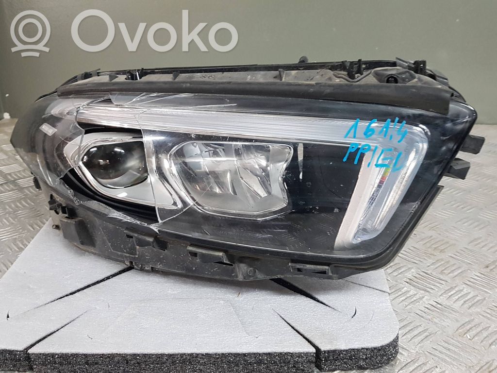 Mercedes-Benz A W177 Lampa przednia 