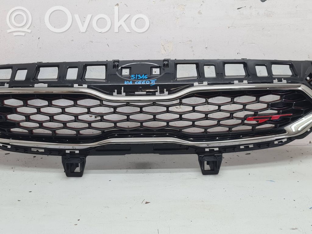 KIA Ceed Etupuskurin ylempi jäähdytinsäleikkö 