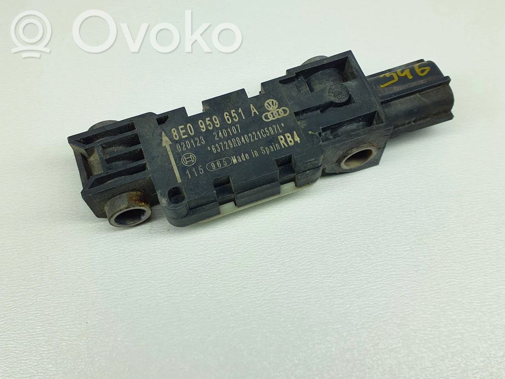 Audi A3 S3 8P Airbag deployment crash/impact sensor 