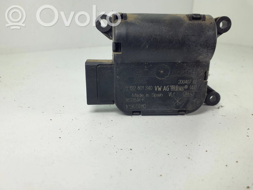 Audi A6 S6 C6 4F Tuloilmaventtiilin käyttömoottori 