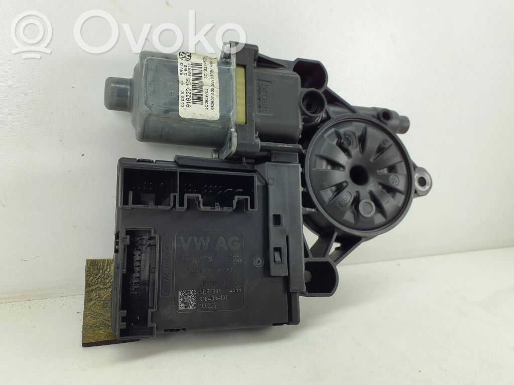 Volkswagen PASSAT B6 Silnik regulatora szyby drzwi przednich 