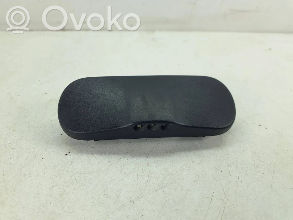 Audi A6 S6 C6 4F Windshield washer spray nozzle 