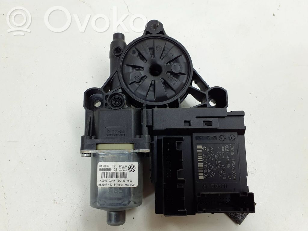 Volkswagen PASSAT B6 Silnik regulatora szyby drzwi przednich 
