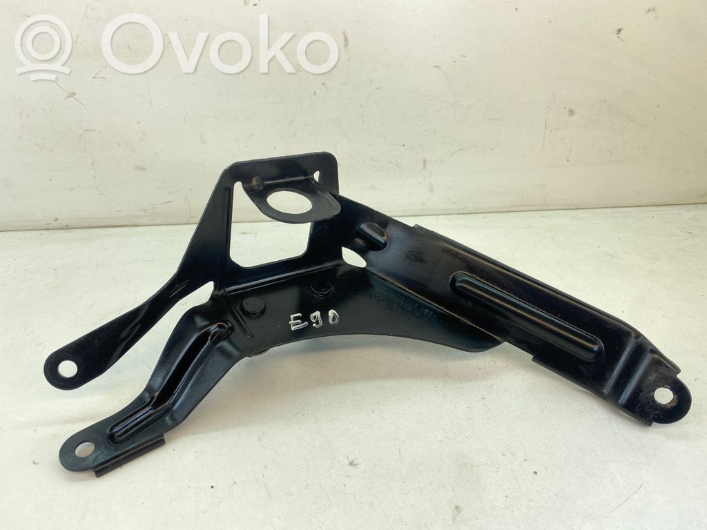 BMW 3 E90 E91 Radiator mount bracket 