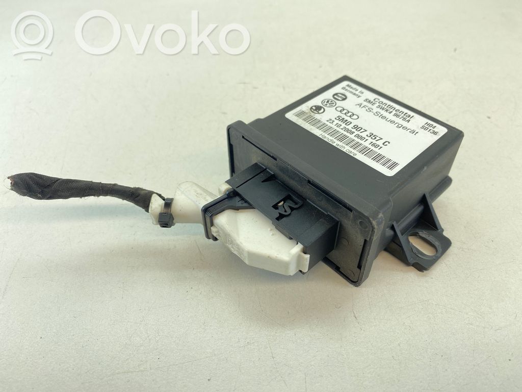 Volkswagen PASSAT B6 Módulo de luz LCM 